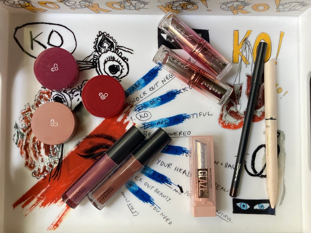 Current makeup loves
